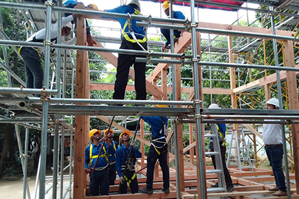 Wooden structure practical training